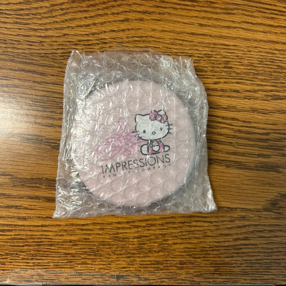 Impressions Vanity Hello Kitty Signature LED Compact Mirror, Pink - Picture 3 of 5